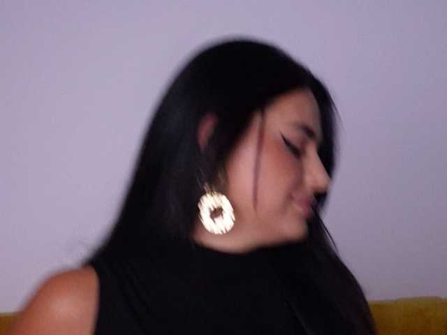 RanyaHermes live webcam show