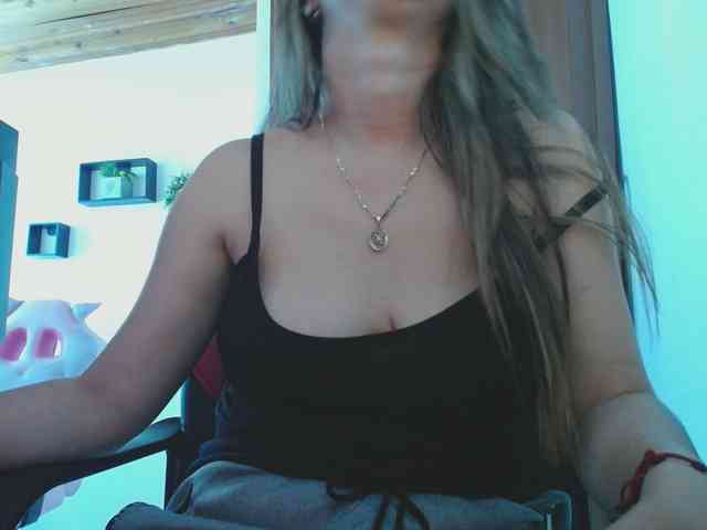 chantal-adams webcam