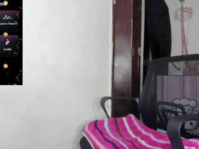 BrownieWithMilk live cam on BongaCams