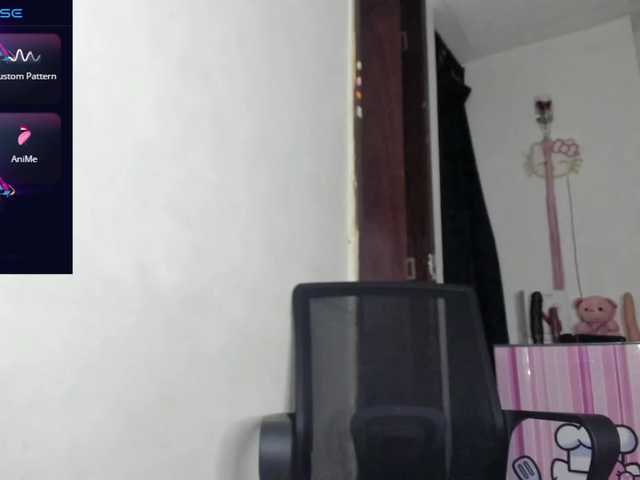 BrownieWithMilk live cam on BongaCams