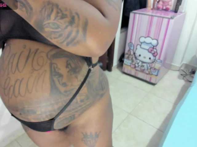 BrownieWithMilk's BongaCams show and profile