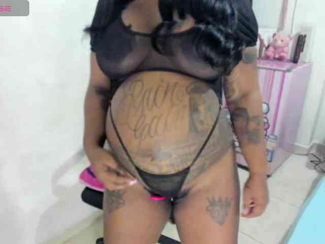 BrownieWithMilk webcam