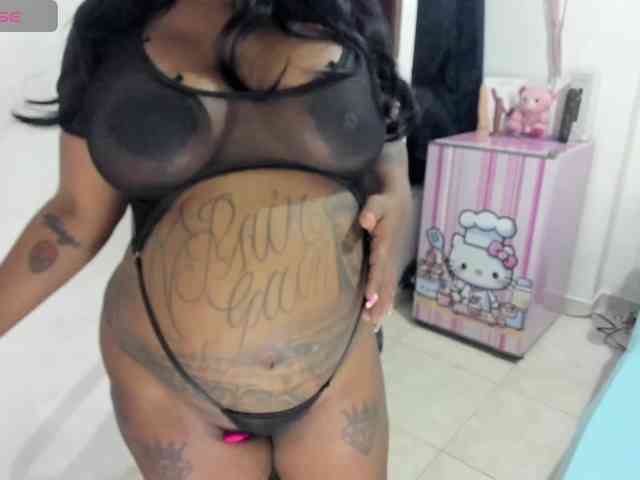 BrownieWithMilk webcam