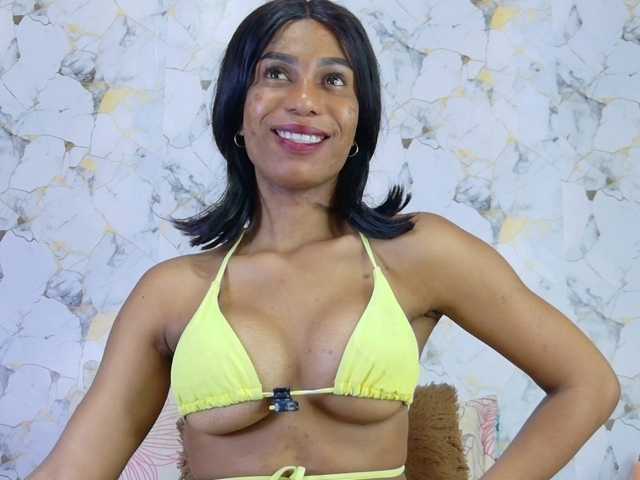 amarantha-love18 live cam preview