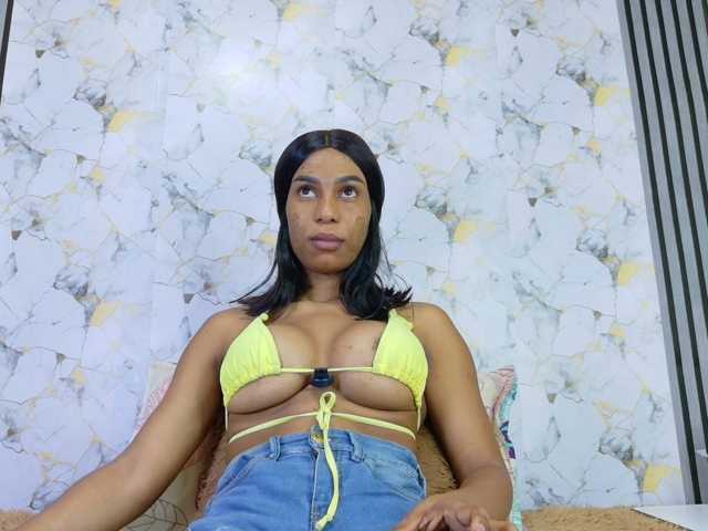 amarantha-love18 live cam on BongaCams