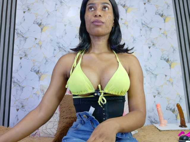 amarantha-love18 live cam on BongaCams