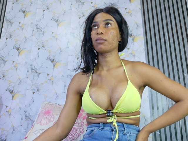 amarantha-love18 live cam on BongaCams