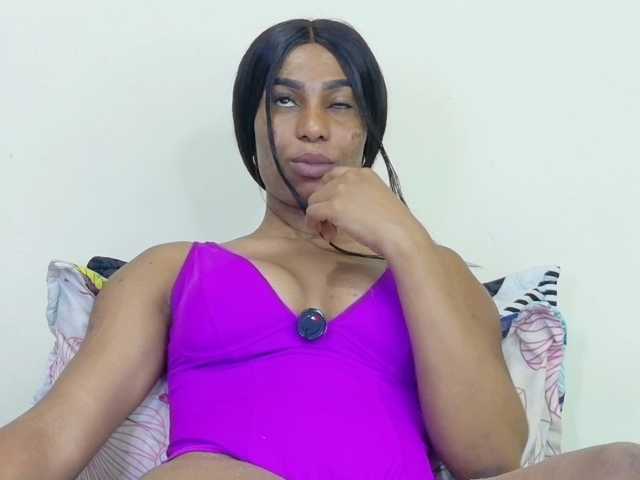 amarantha-love18 live cam preview
