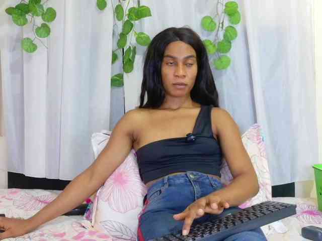 amarantha-love18 webcam