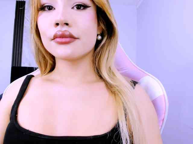 Keendall Sex Cam Show