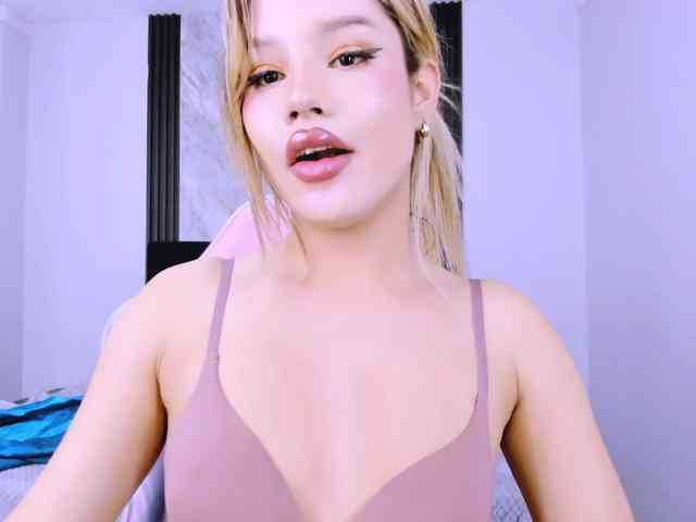 Keendall Sex Cam Show