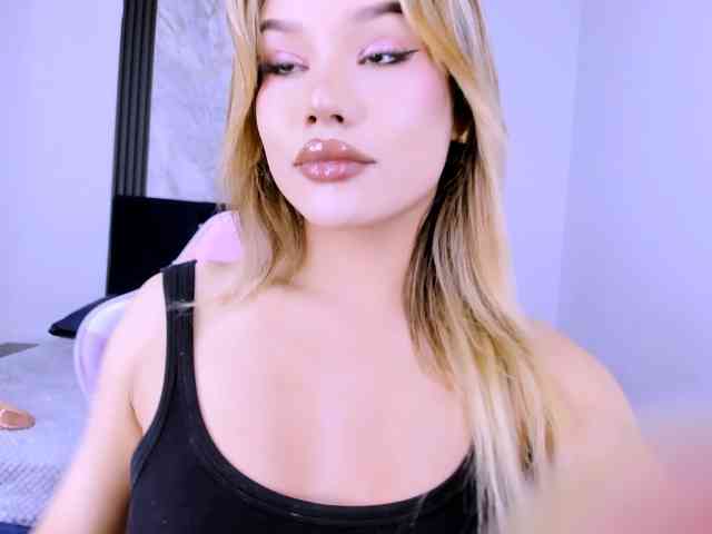 Keendall Live Webcam on BongaCams