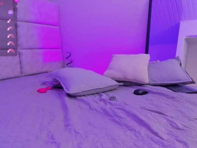 le modèle karimee est en webcam porno dans un show sur le site bongacams, il possède les tags suivants: Latino/Hispanic,Brunette,Trimmed