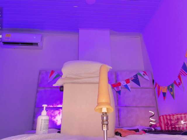 karimee live cam on BongaCams