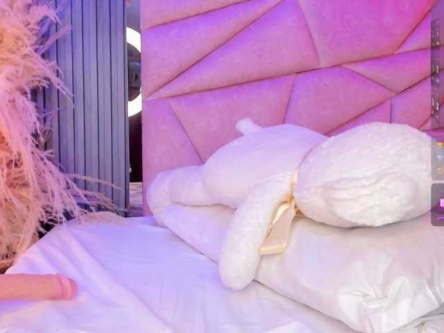 AlisseMiller live cam preview