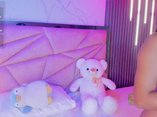 AlisseMiller live cam preview