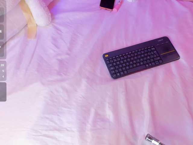 AlisseMiller live cam on BongaCams