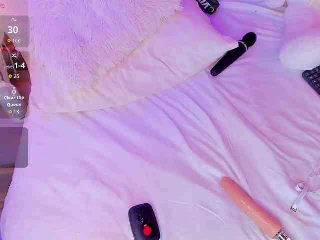 AlisseMiller webcam