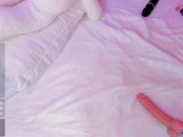AlisseMiller webcam