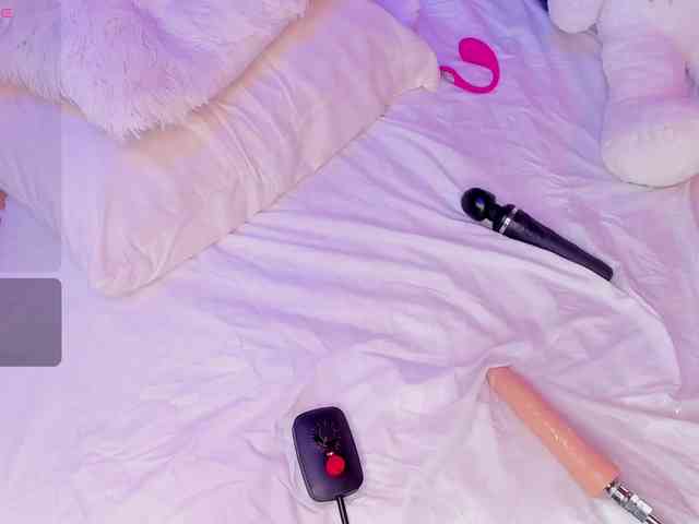 AlisseMiller webcam