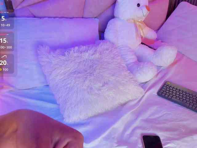 AlisseMiller webcam