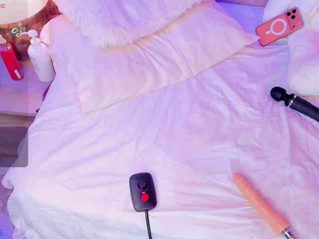 AlisseMiller webcam