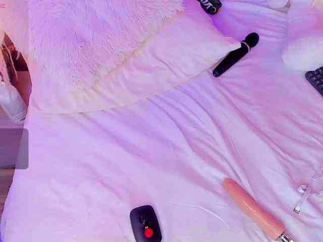 AlisseMiller Live Webcam on BongaCams