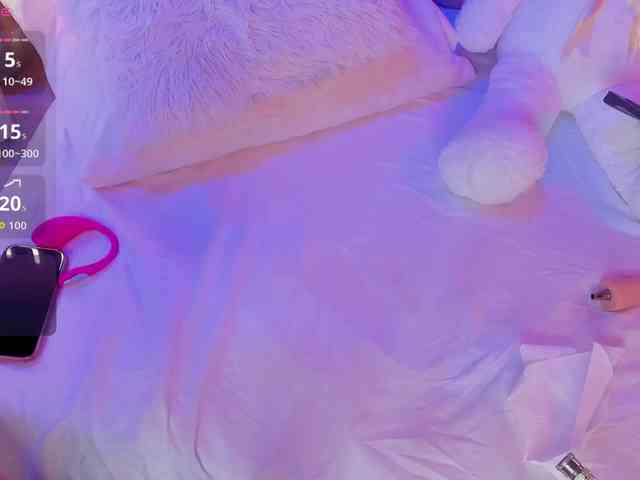 AlisseMiller webcam