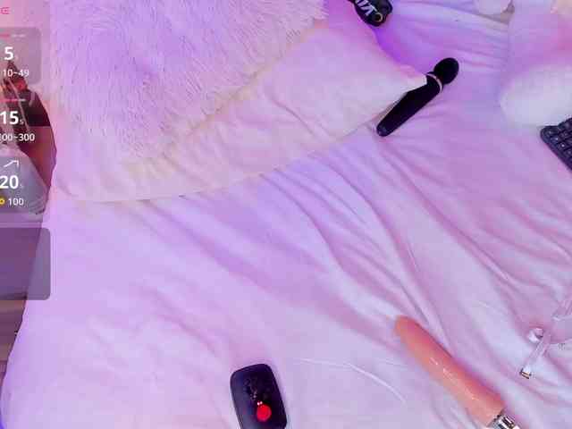 AlisseMiller webcam