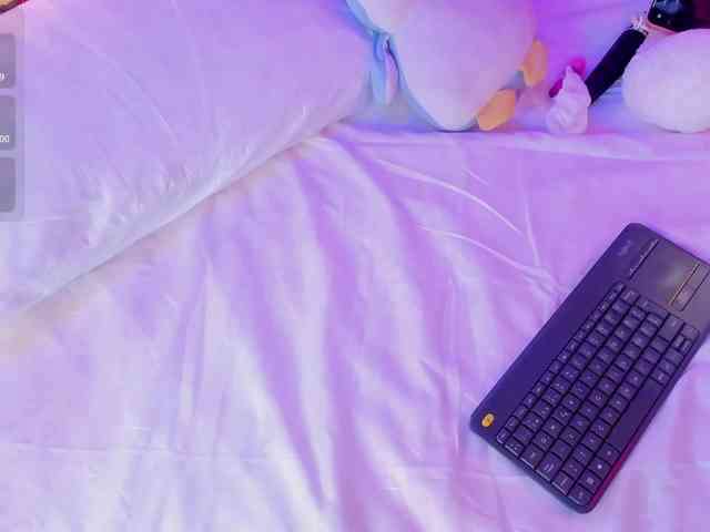 AlisseMiller webcam