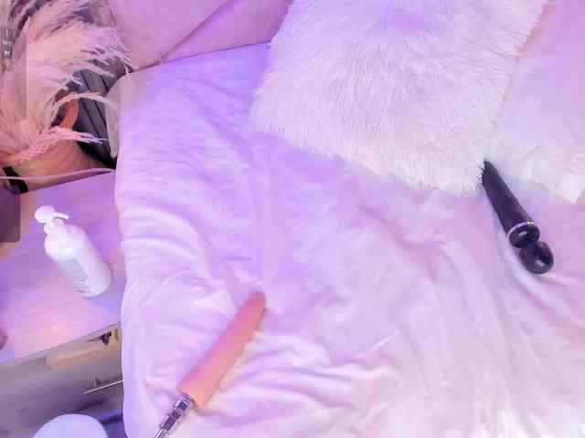 AlisseMiller webcam