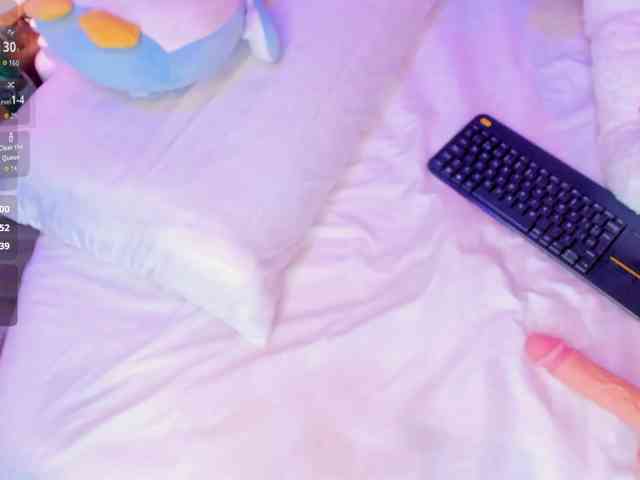 AlisseMiller webcam
