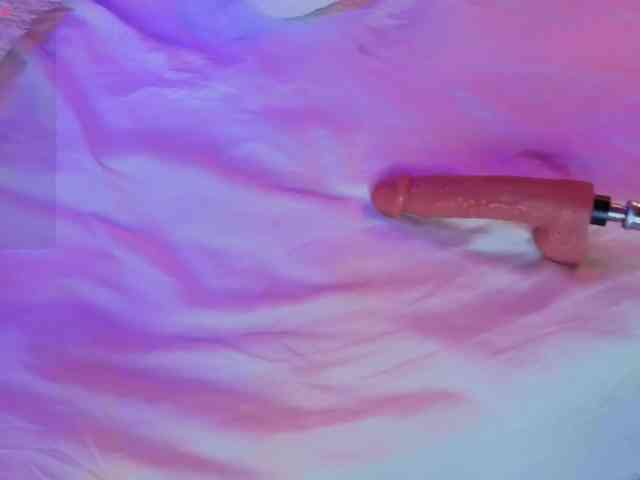 AlisseMiller webcam