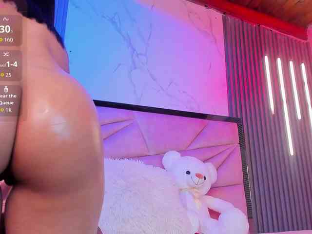 AlisseMiller webcam