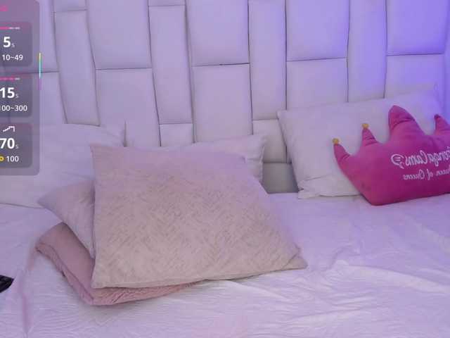 MAY-ZENNIN live cam preview
