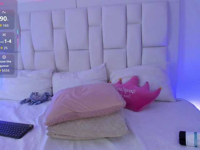 MAY-ZENNIN live cam on BongaCams
