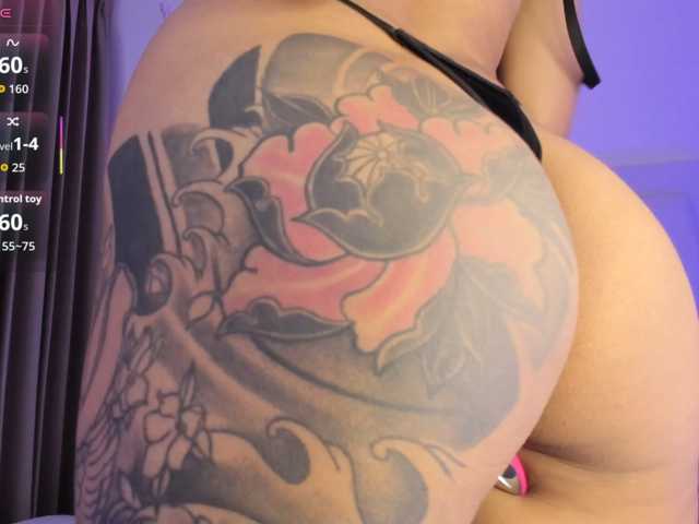 MAY-ZENNIN, live now on BongaCams