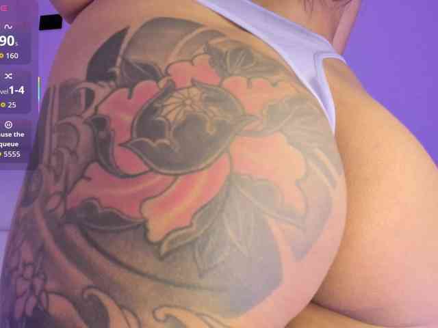 MAY-ZENNIN webcam