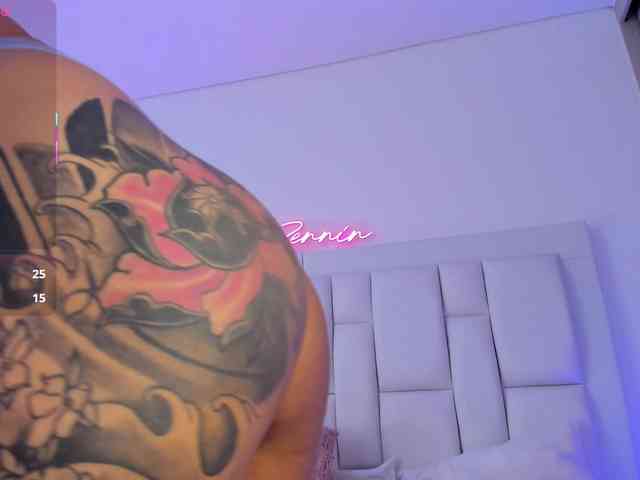 MAY-ZENNIN webcam