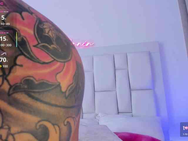MAY-ZENNIN webcam