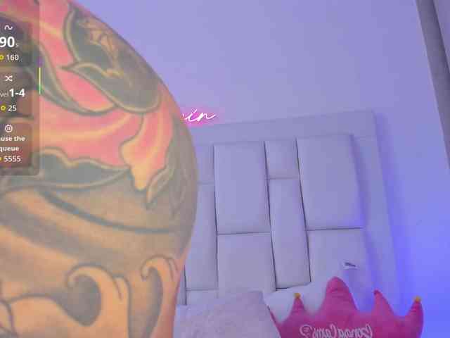MAY-ZENNIN webcam