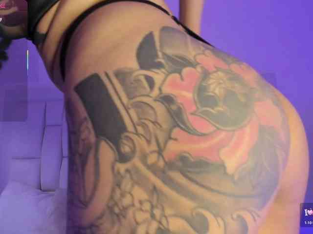 MAY-ZENNIN webcam