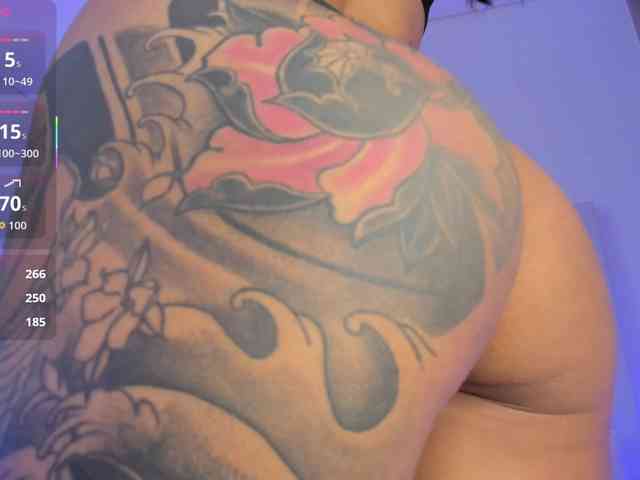 MAY-ZENNIN webcam