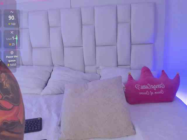 MAY-ZENNIN webcam