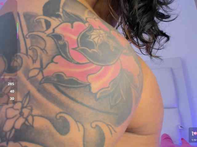 MAY-ZENNIN webcam
