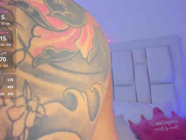 MAY-ZENNIN webcam