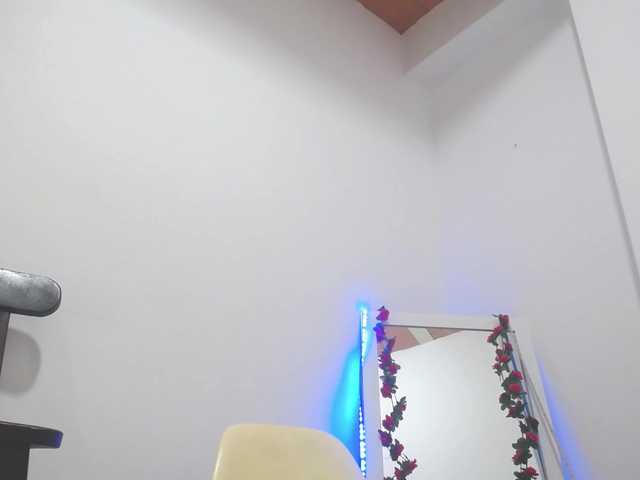 Horny-wife live cam on BongaCams