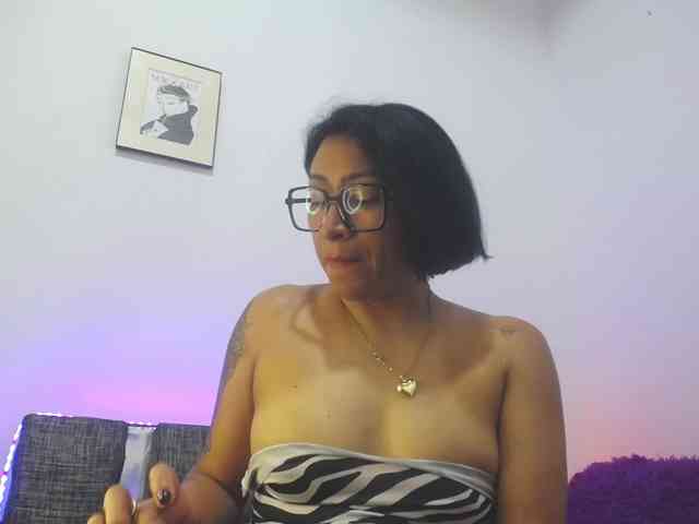 Horny-wife webcam