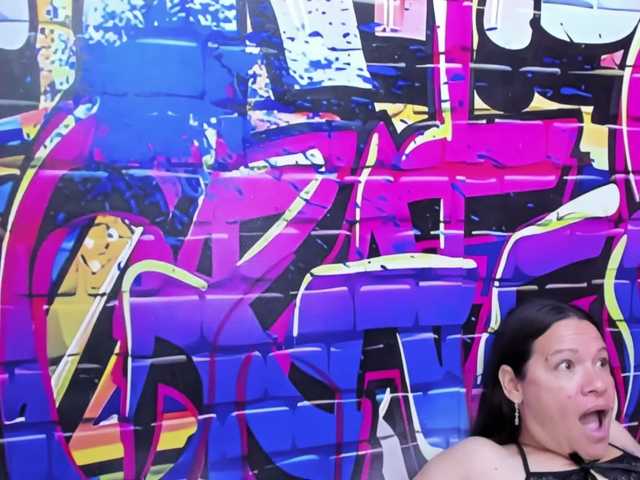 jessi-and-boy live cam on BongaCams