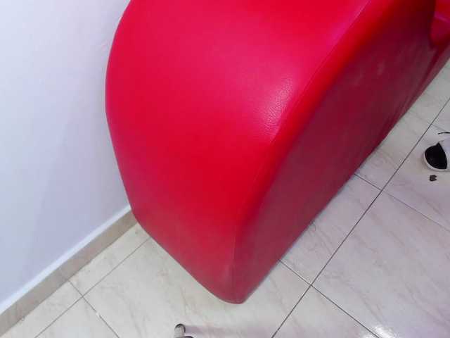 jessi-and-boy's BongaCams profile